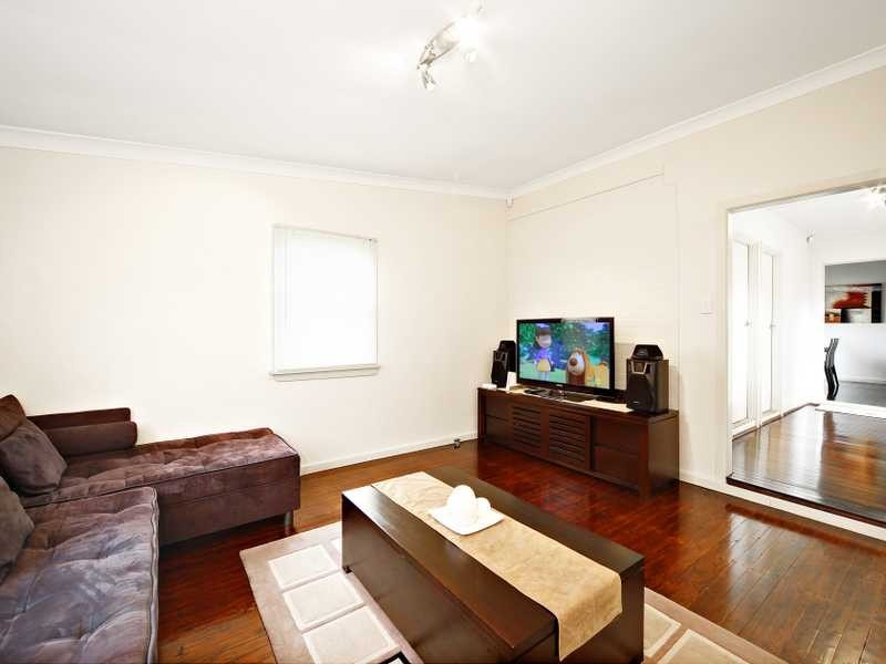 15 Lynesta Avenue, Bexley North NSW 2207