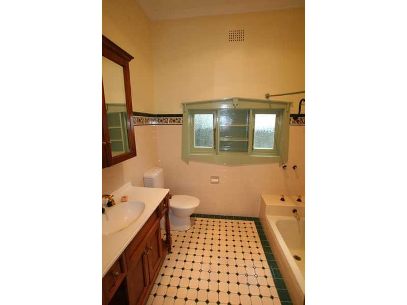 1 Athelstane Street, Arncliffe NSW 2205