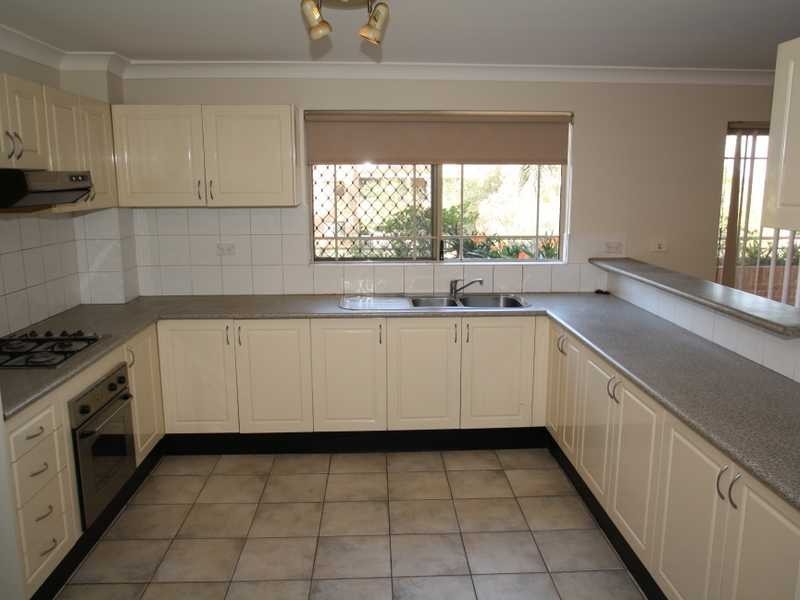 2/9-11 Carmen Street, Bankstown NSW 2200