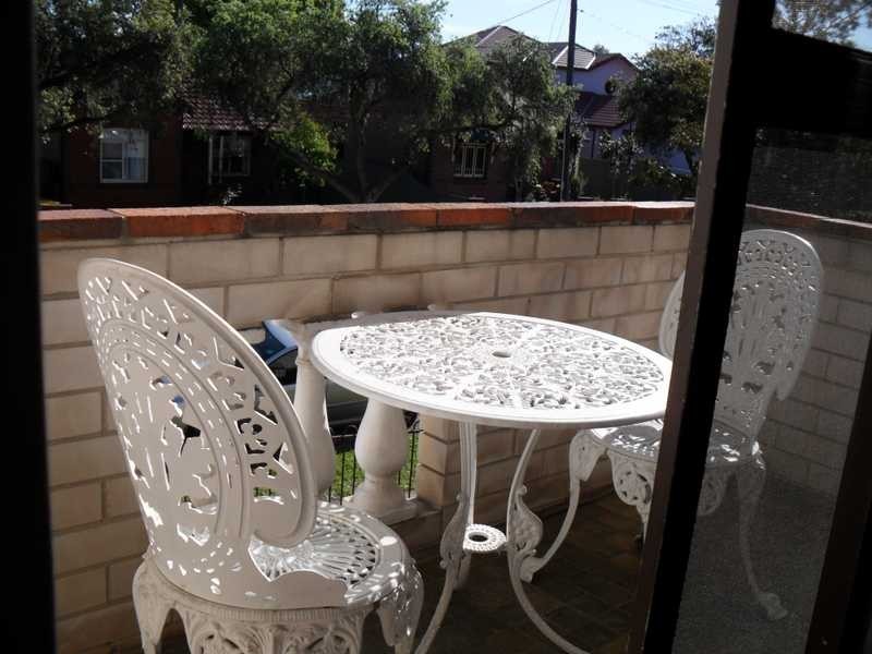 2/25 Durham Street, Dulwich Hill NSW 2203