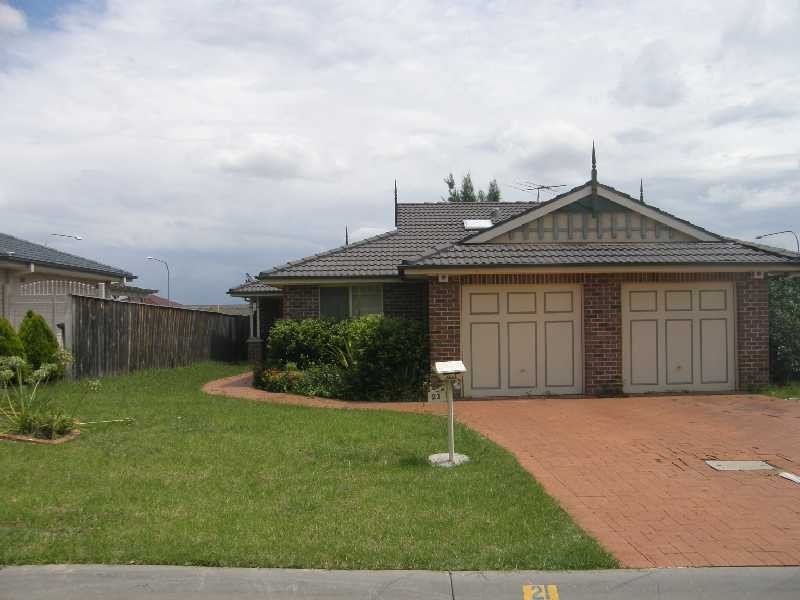 19 Magnolia Close, Casula NSW 2170