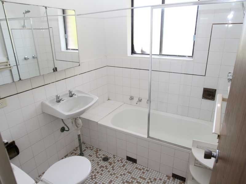 21/43 Chapel Street, Roselands NSW 2196