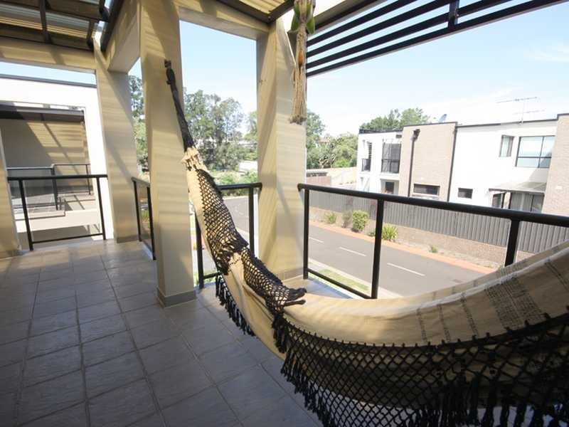 OFF 82 Rogers Street, Kingsgrove NSW 2208