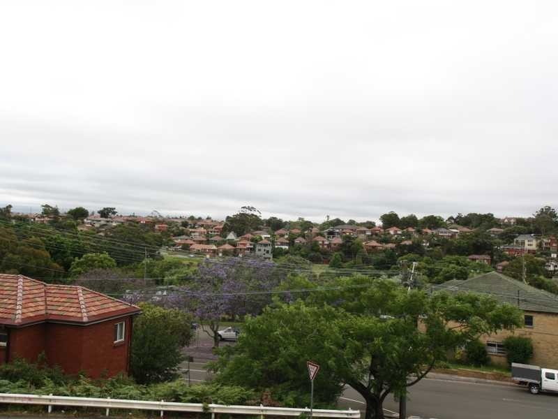 12 Devon Road, Bardwell Park NSW 2207