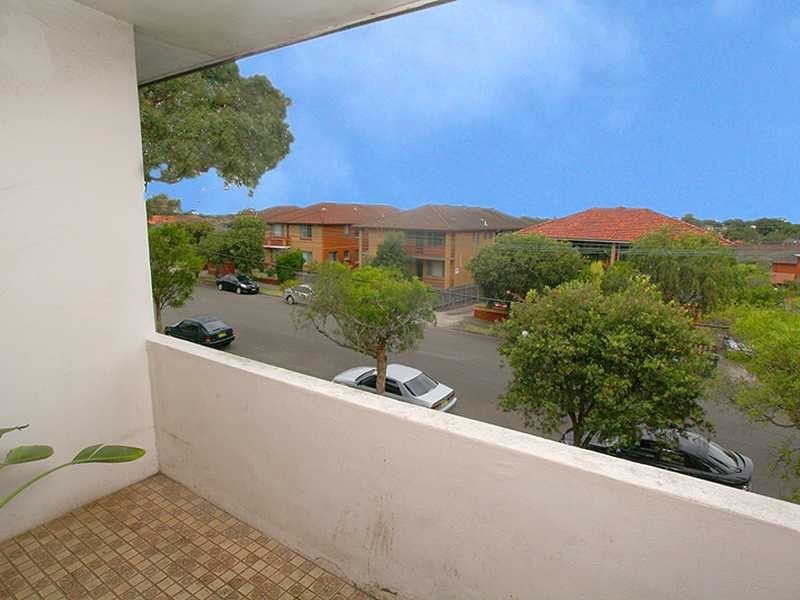 47 Phillip Street, Roselands NSW 2196