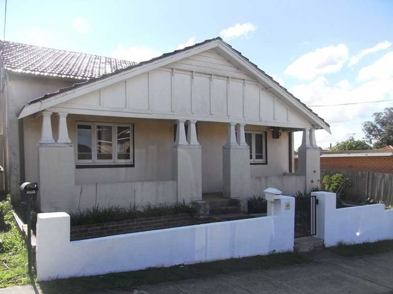 11 John Street, Bexley NSW 2207