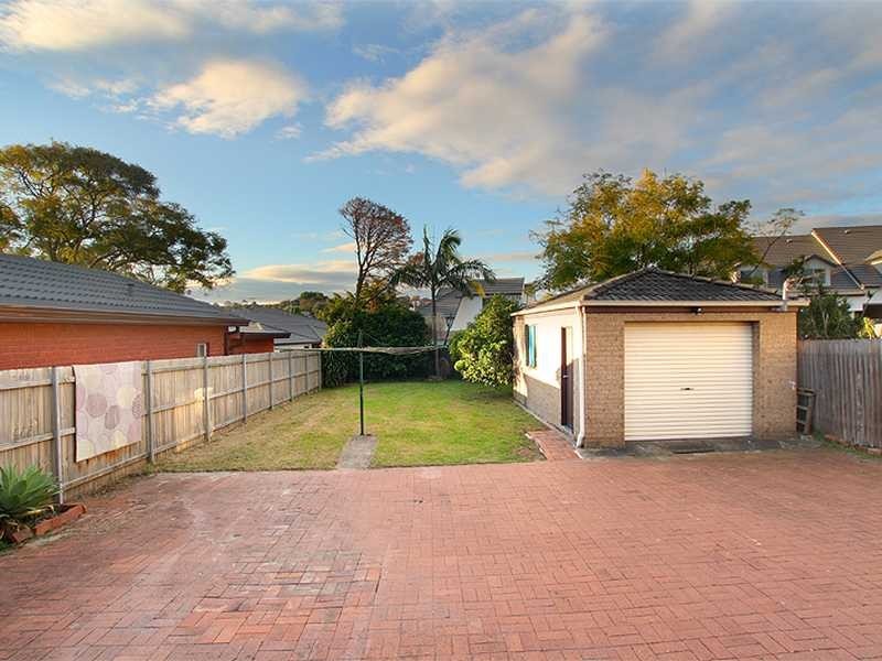 11 Rickard Street, Turrella NSW 2205