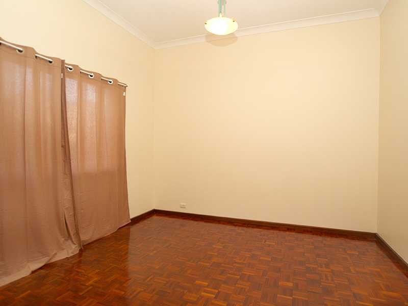 11 Rickard Street, Turrella NSW 2205