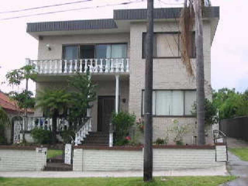 3 Collingwood Avenue, Earlwood NSW 2206