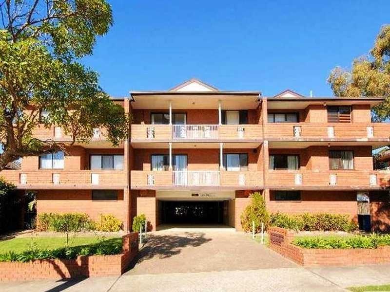 11/13 Gladstone Street, Bexley NSW 2207