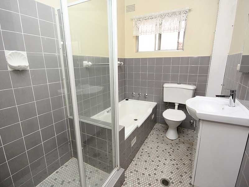 236 Slade Road, Bexley North NSW 2207