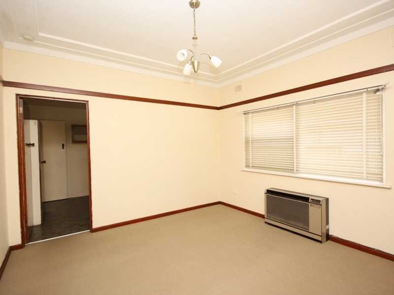 17 Carrisbrook Avenue, Bexley North NSW 2207