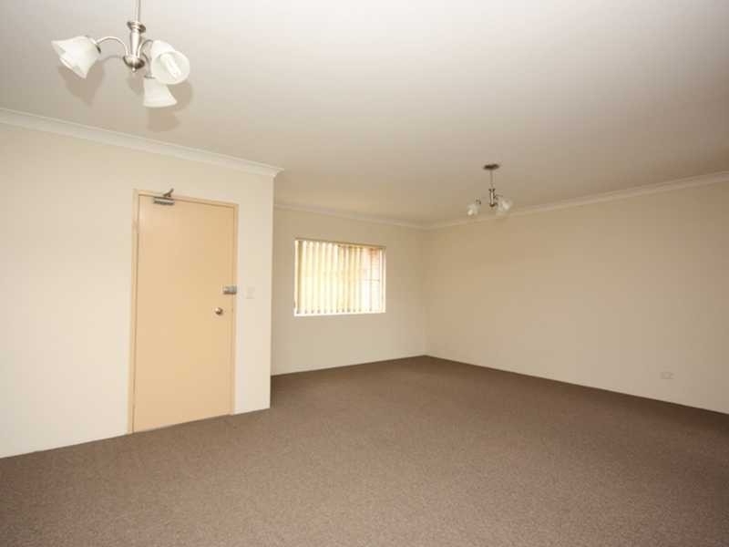 35-39 Hampden Street, Beverly Hills NSW 2209