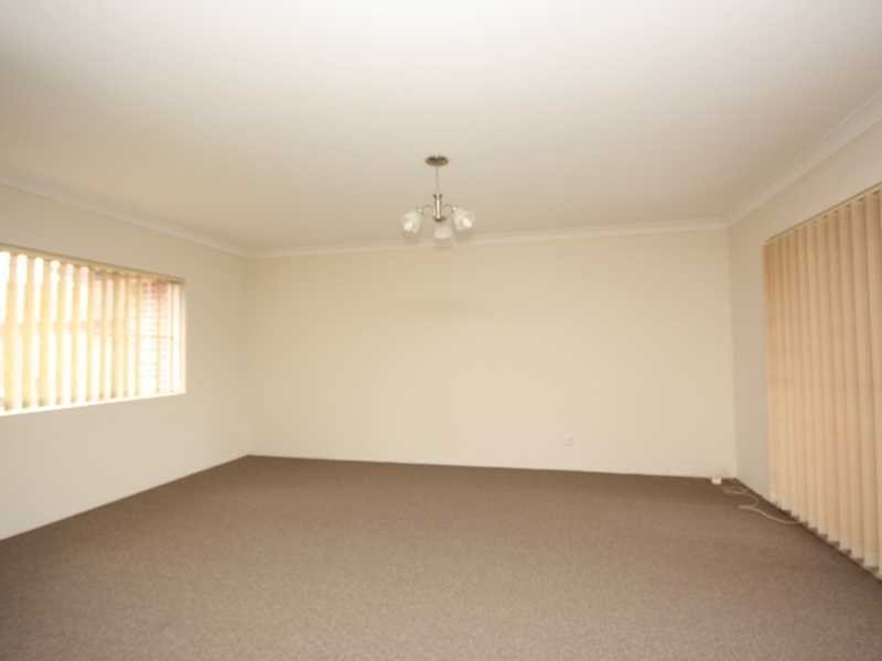 35-39 Hampden Street, Beverly Hills NSW 2209