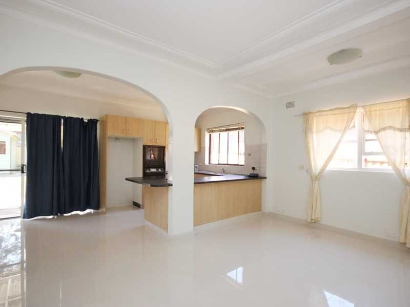 44 Rosemeath Avenue, Kingsgrove NSW 2208