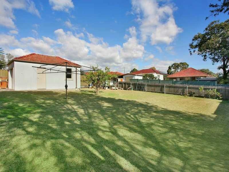 95 Staples Street, Kingsgrove NSW 2208