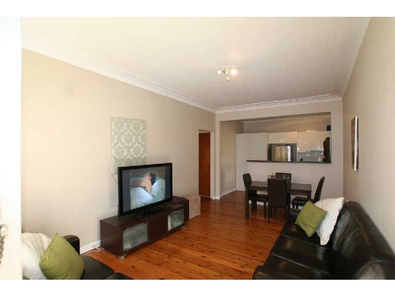 15 Caledonian Street, Bexley NSW 2207