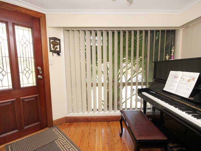 19 Belemba Avenue, Roselands NSW 2196