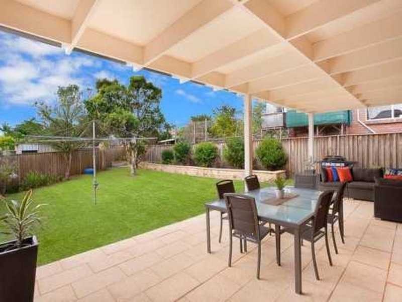 52 Pallamana Parade, Beverly Hills NSW 2209