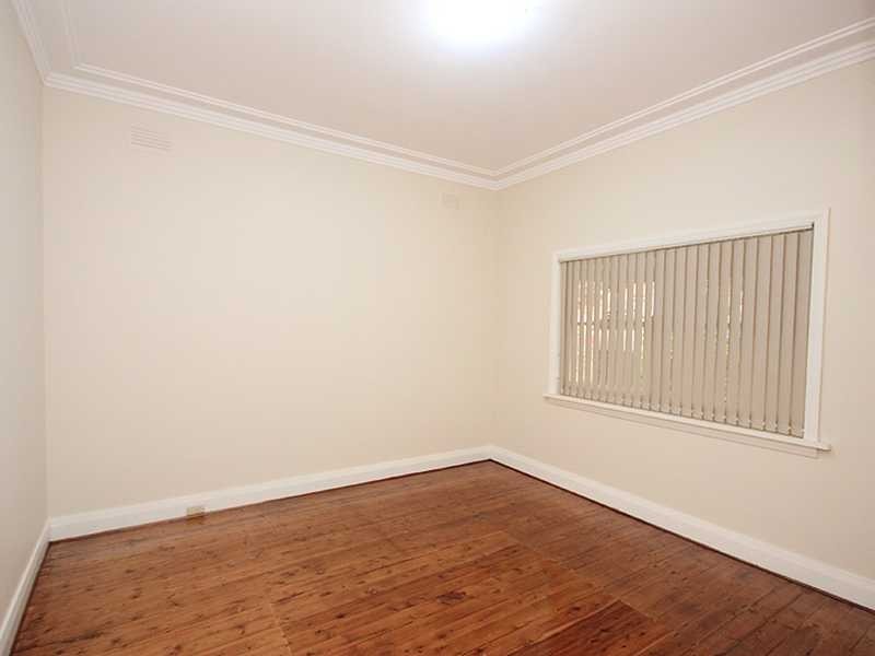 11 Potter Avenue, Earlwood NSW 2206