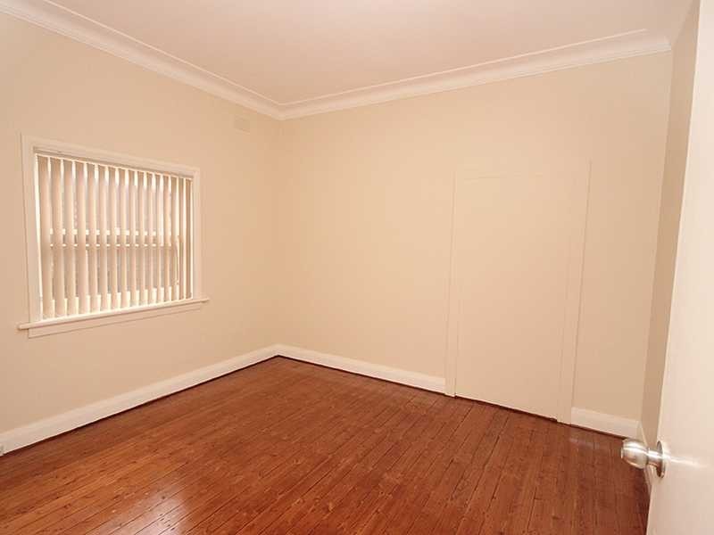 11 Potter Avenue, Earlwood NSW 2206