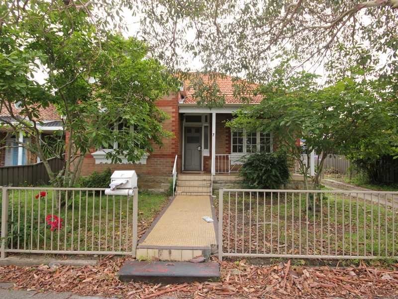7 Campbell Street, Bexley NSW 2207