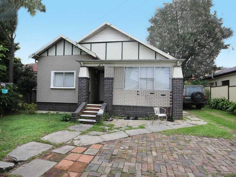 15a St Georges Road, Bexley NSW 2207