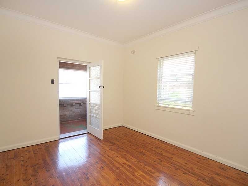 1/4 Allman Avenue, Summer Hill NSW 2130