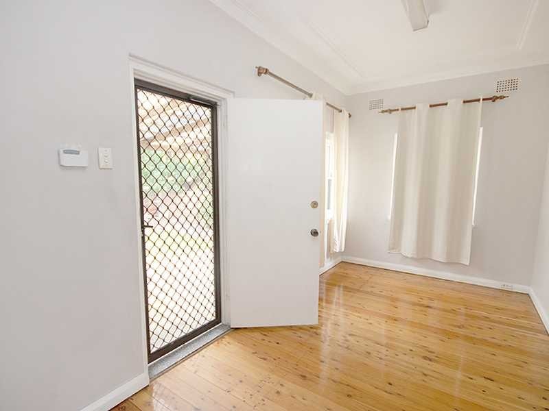 24 Barnsbury Grove, Bexley North NSW 2207