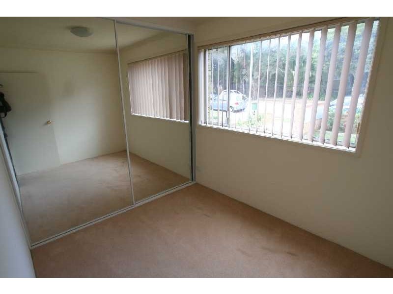 1/5 St Albans Road, Kingsgrove NSW 2208