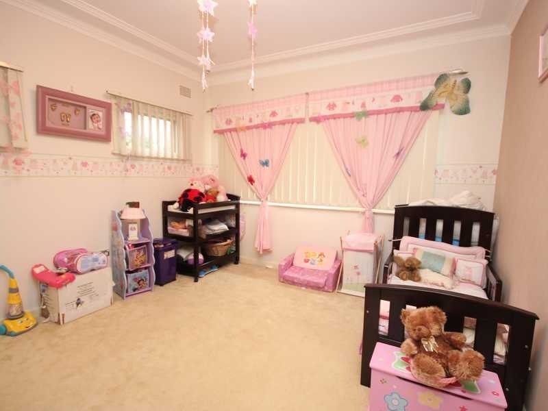 12 Demaine Avenue, Bexley North NSW 2207