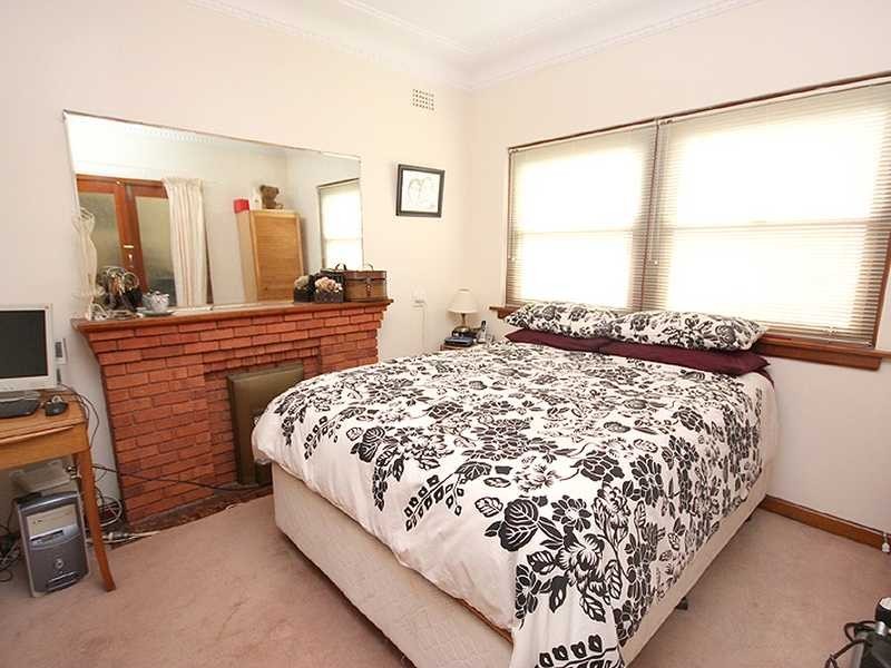 2 Mashman Avenue, Kingsgrove NSW 2208