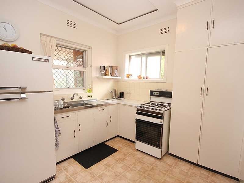 2 Mashman Avenue, Kingsgrove NSW 2208