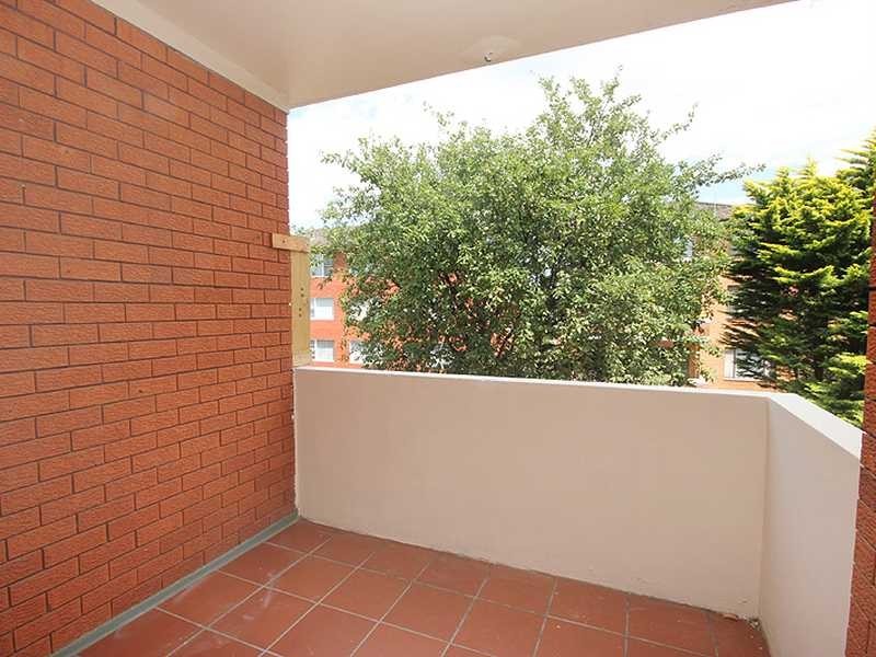 1 Queens Road, Brighton-le-sands NSW 2216