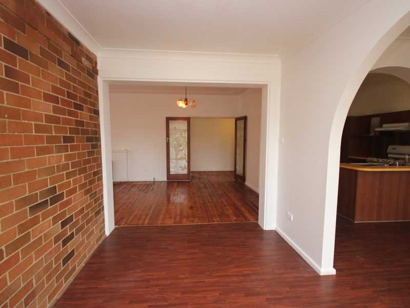 2 Glenwall Street, Kingsgrove NSW 2208