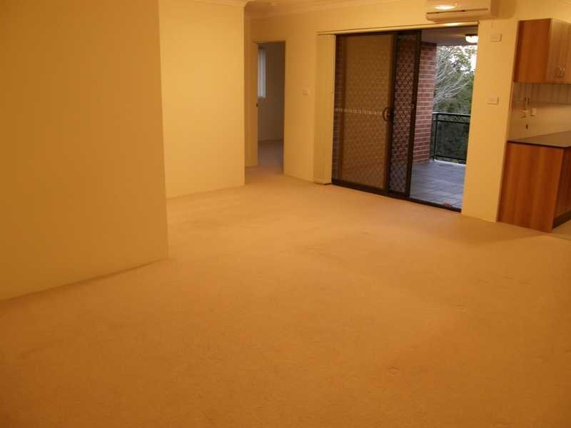 12/14 White Avenue, Bankstown NSW 2200