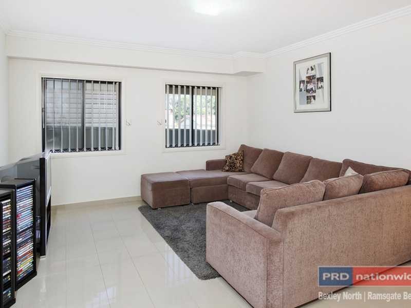 25 Derby St, Merrylands NSW 2160