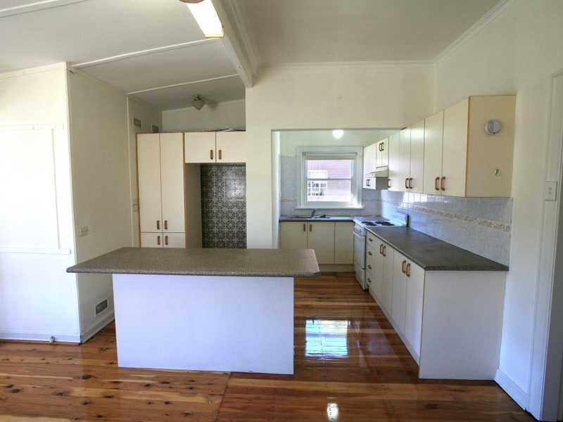 2 Kingsgrove Avenue, Kingsgrove NSW 2208