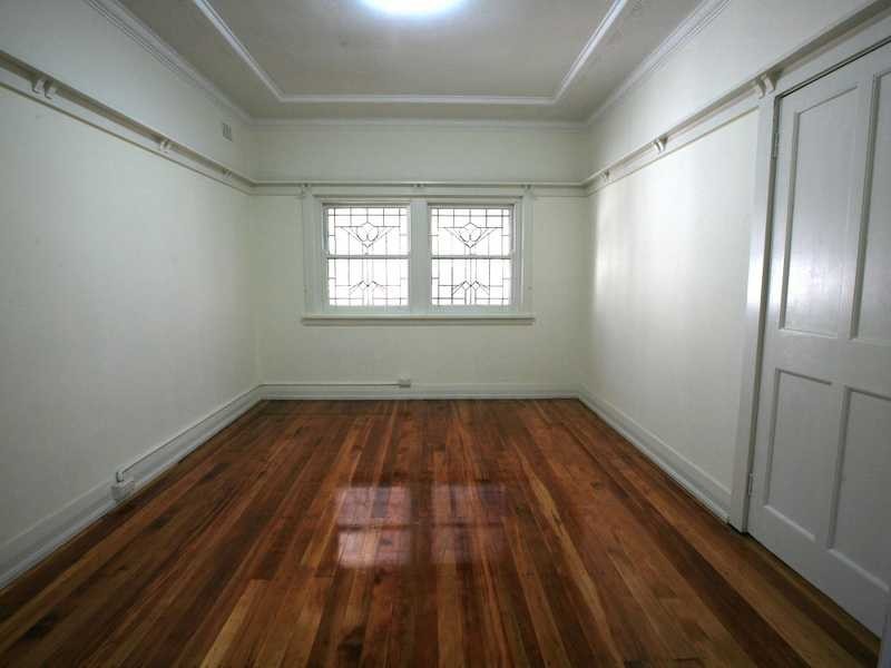 2 Kingsgrove Avenue, Kingsgrove NSW 2208