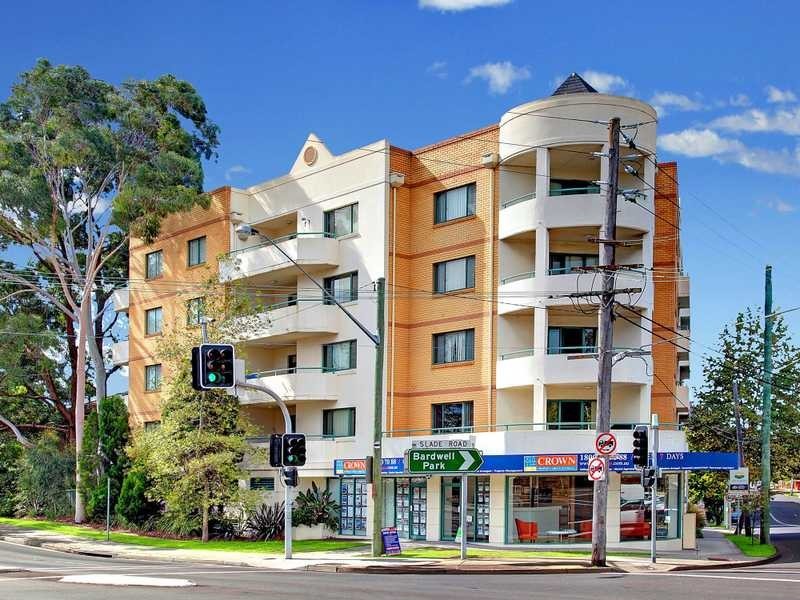 238 Slade Road, Bexley North NSW 2207