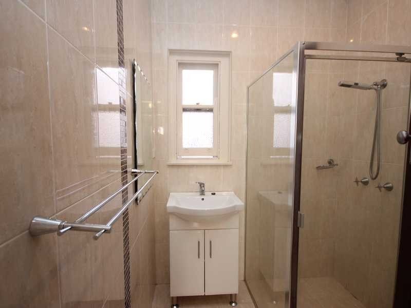 17 Hobbs Street, Kingsgrove NSW 2208