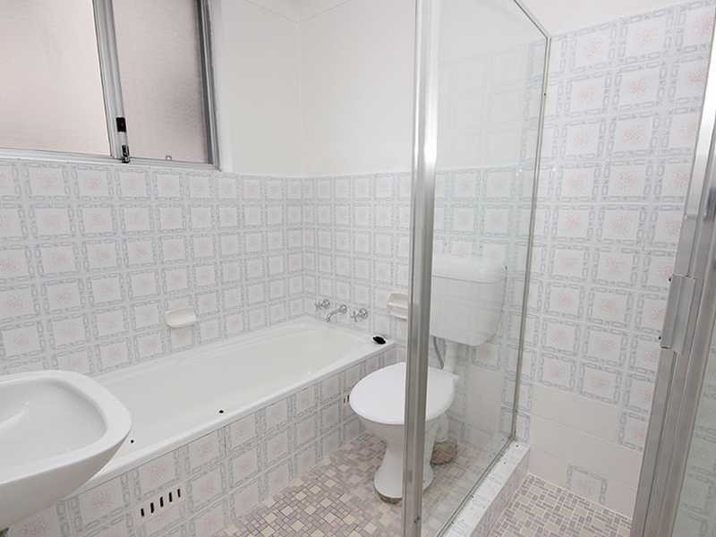 5 Harnett Avenue, Marrickville NSW 2204