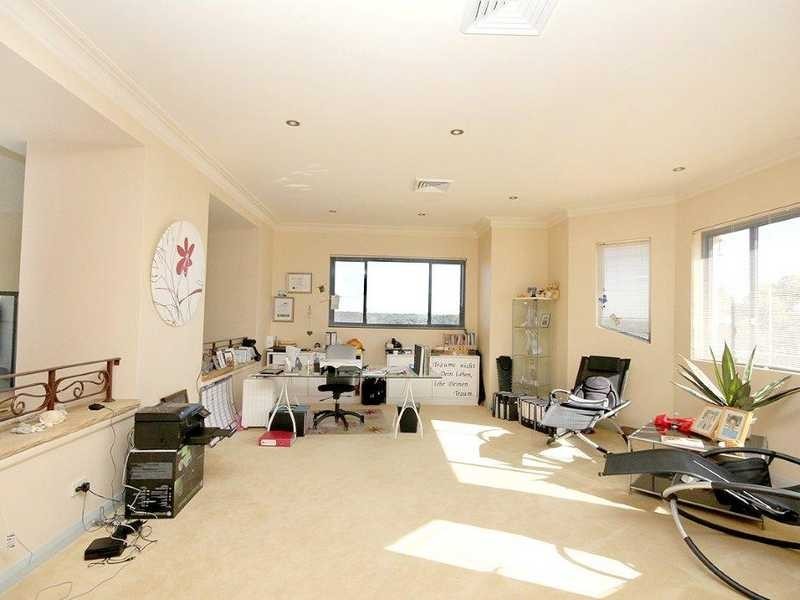 9 Lomandra Place, Alfords Point NSW 2234