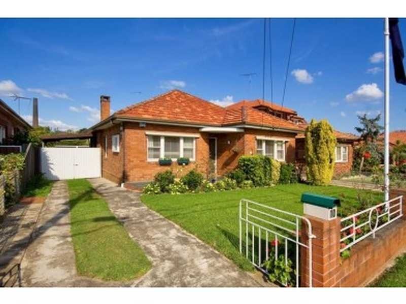 10 Hospital Road, Concord West NSW 2138
