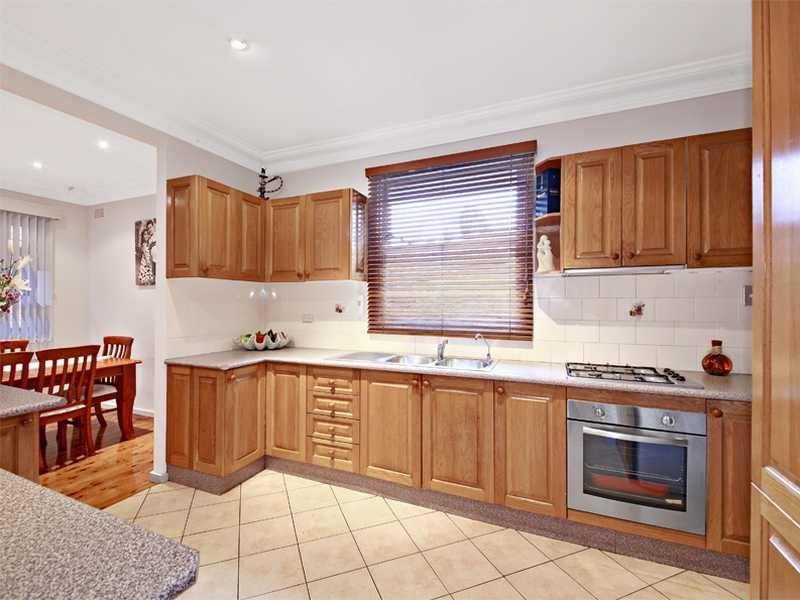 2 Cripps Avenue, Kingsgrove NSW 2208