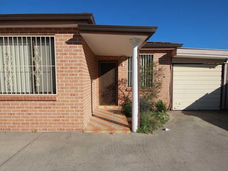 3 Colombine St, Bankstown NSW 2200