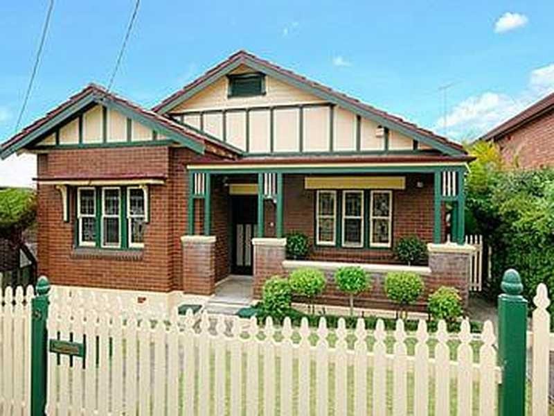 18 Cronulla Street, Carlton NSW 2218