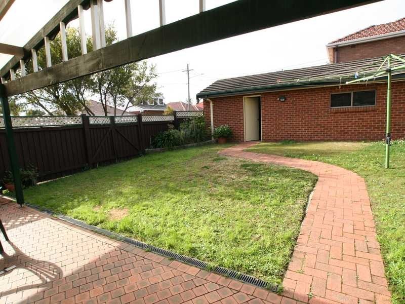 8 Barnsbury Grove, Bexley North NSW 2207