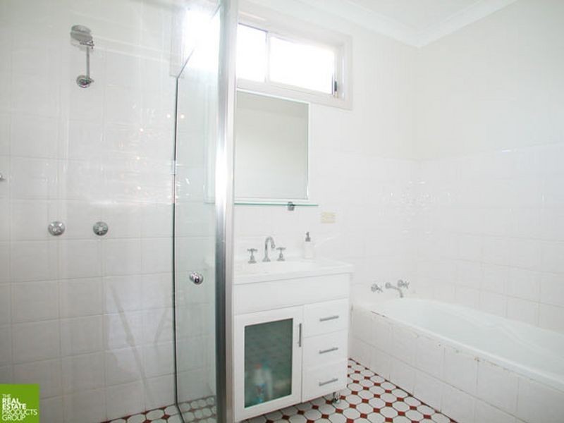 3 Robertson Street, Helensburgh NSW 2508