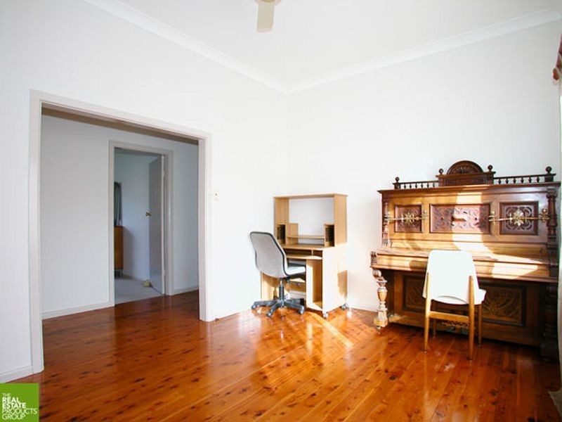 3 Robertson Street, Helensburgh NSW 2508